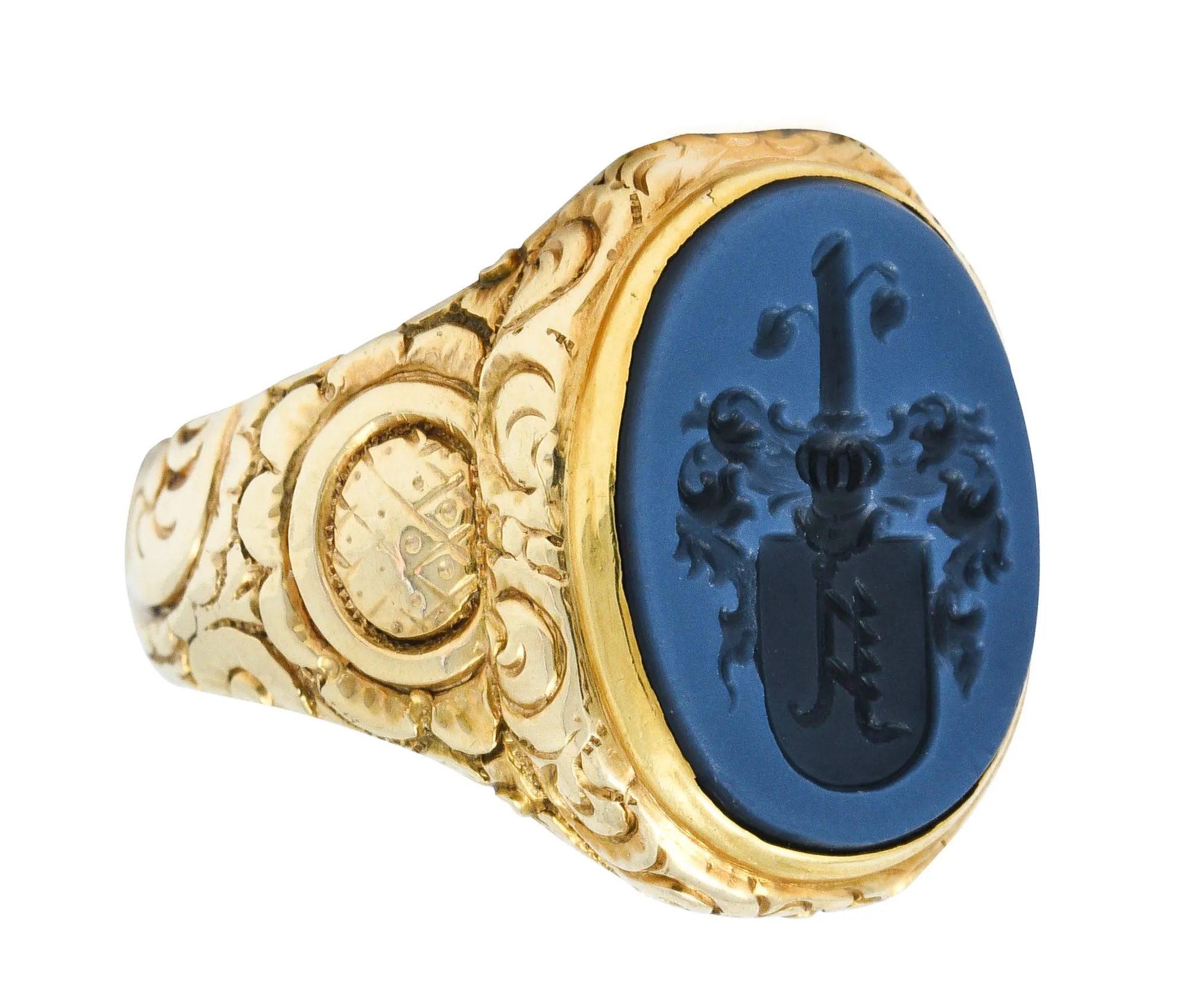 Art Nouveau Onyx Agate 14 Karat Gold Heraldry Signet Ring