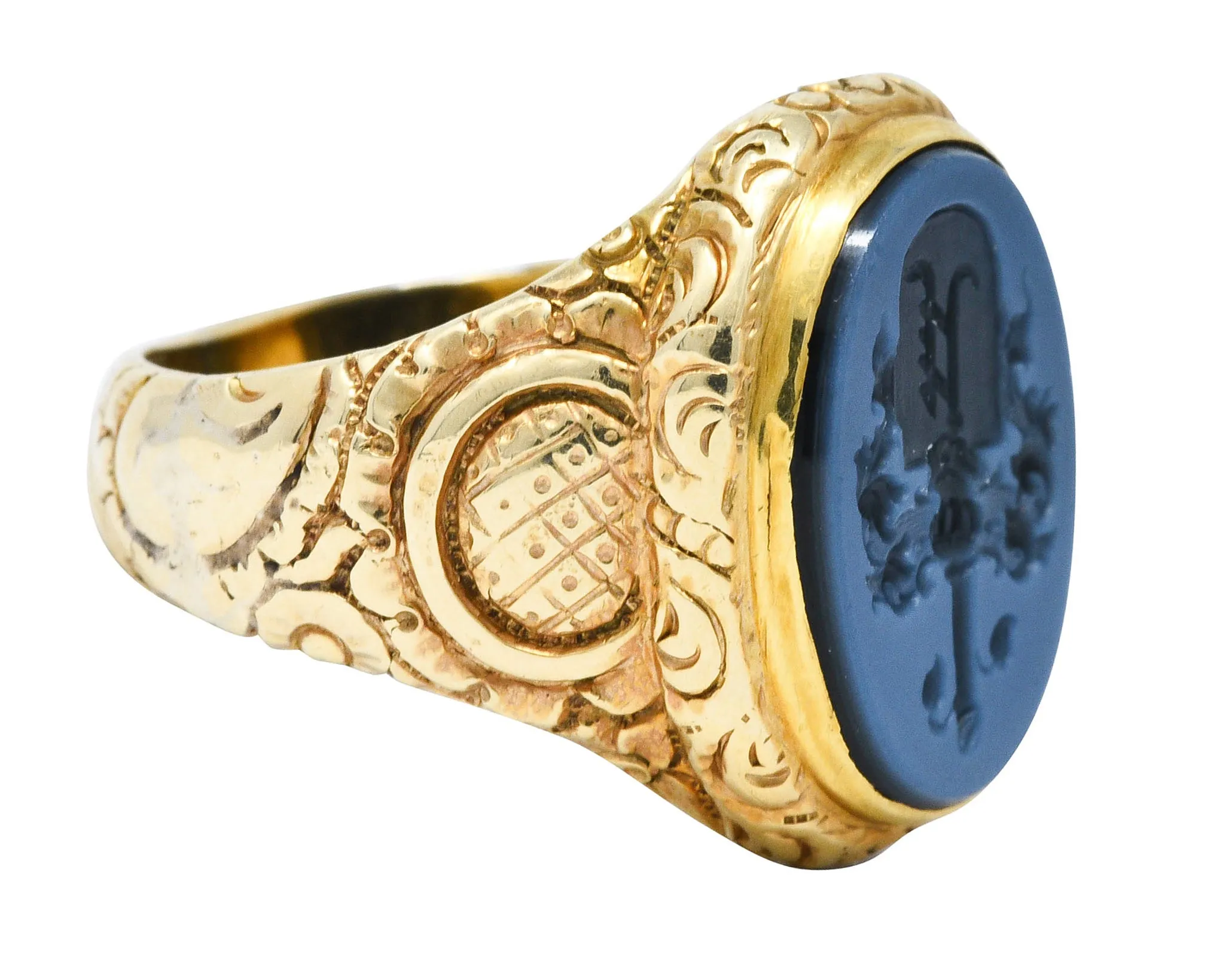 Art Nouveau Onyx Agate 14 Karat Gold Heraldry Signet Ring