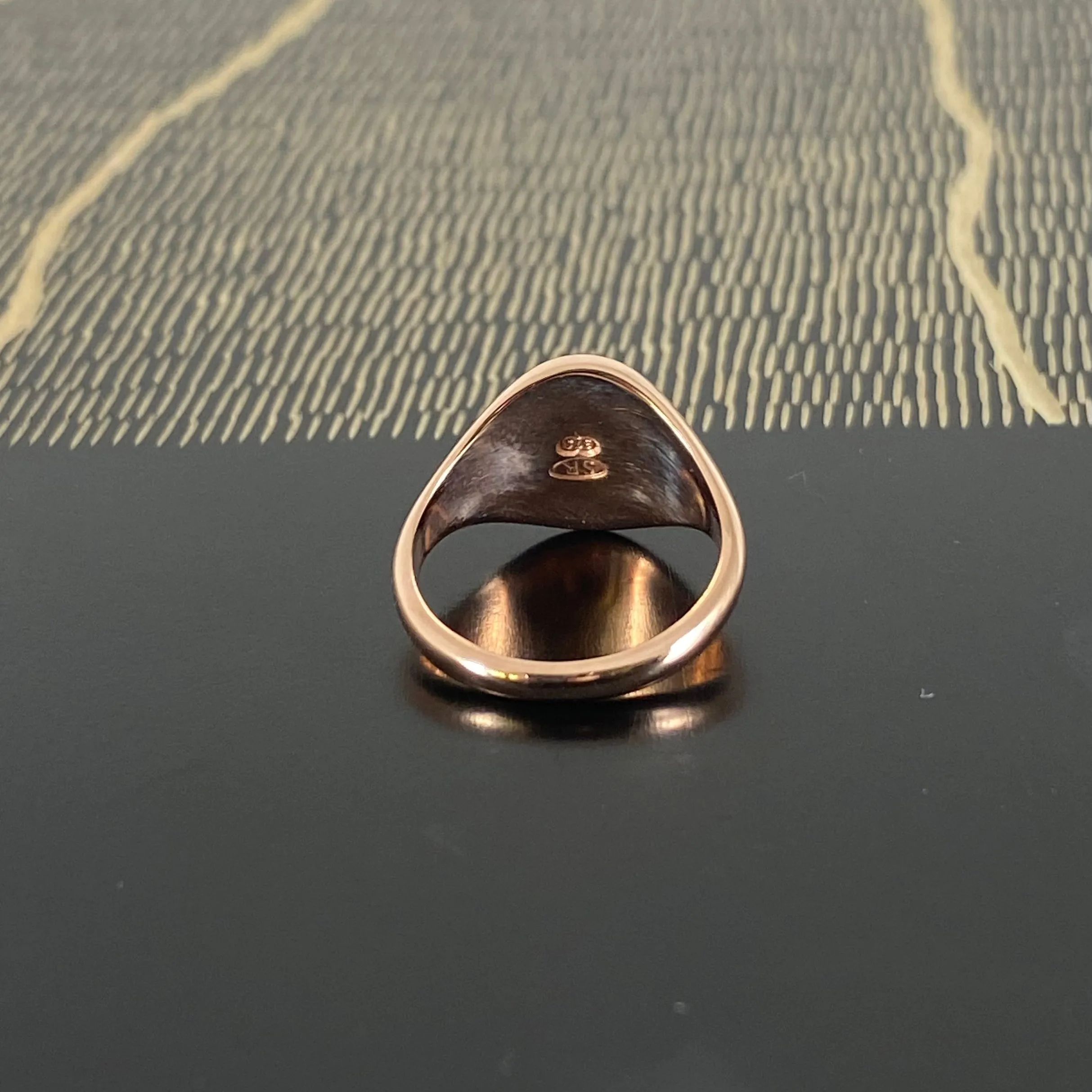 Classic Oval 11mm x 9mm - 9 Carat Rose Gold Signet Ring
