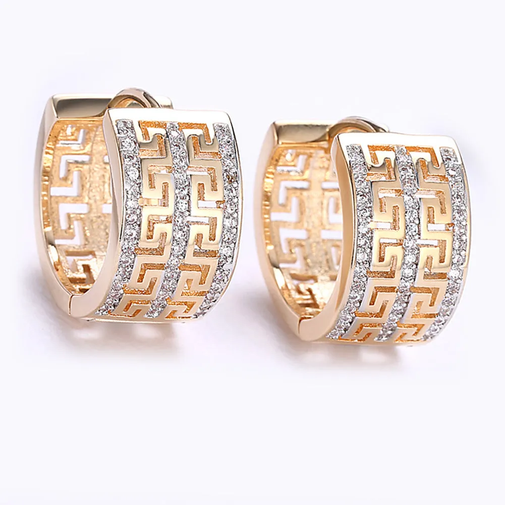 French Twist Design Huggie Earring in 18K Gold Plated