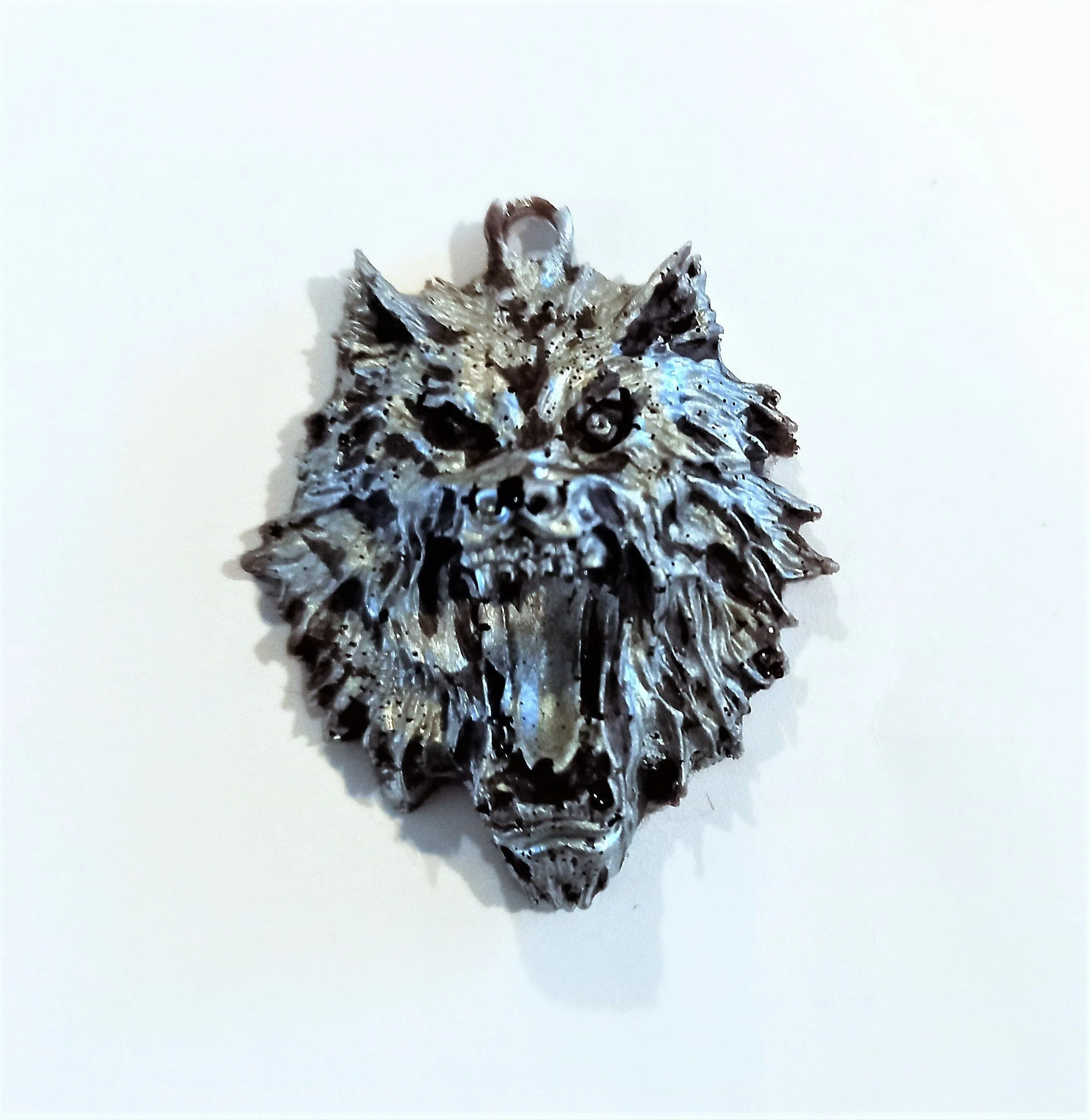 Handmade Crying Wolf Christmas Ornament/KeyChain/Magnet,Gift for Home Decor/Birthday/Xmas/New Year/Valentine/Thanksgiving/Housewarming/GOT
