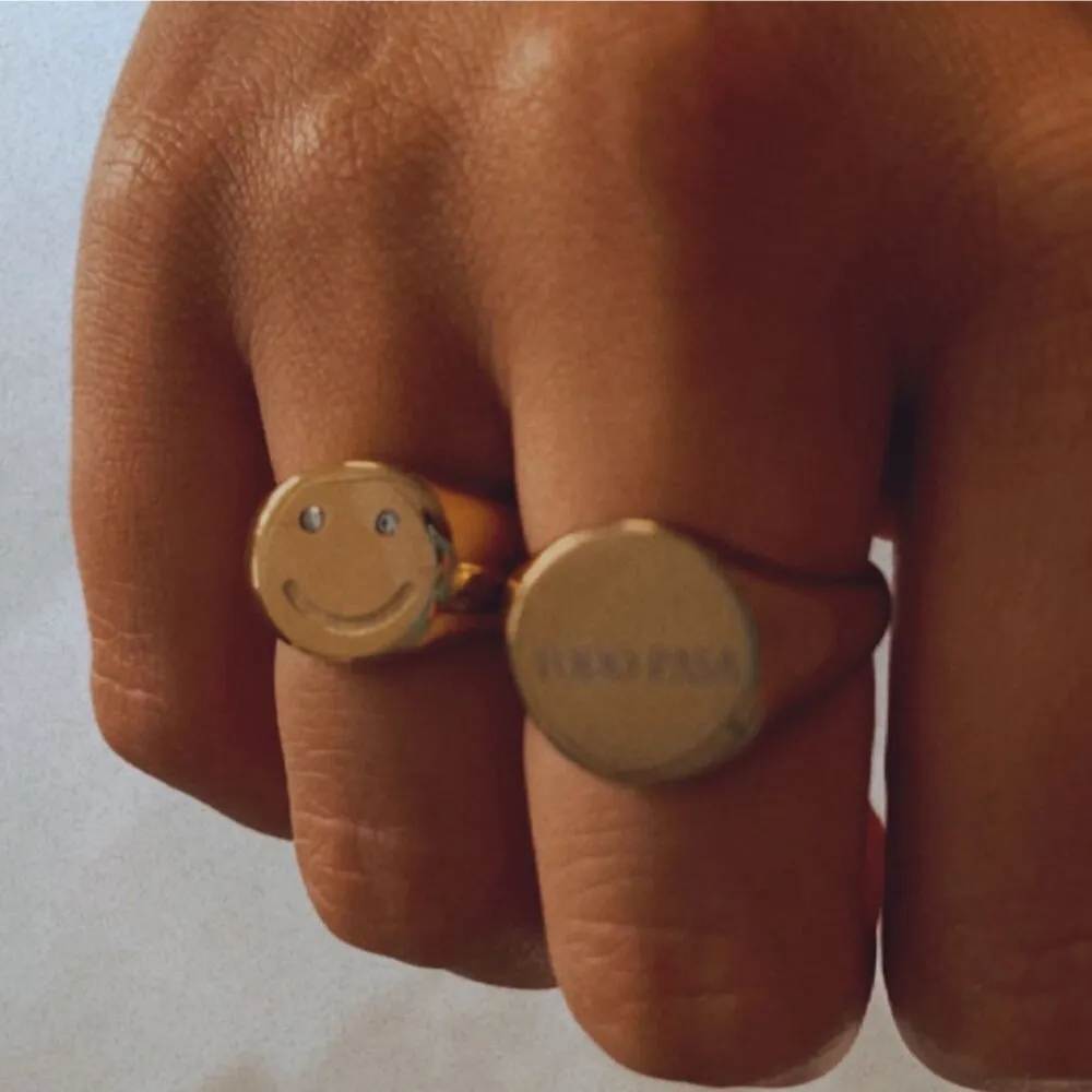 Happy Gold Signet Ring