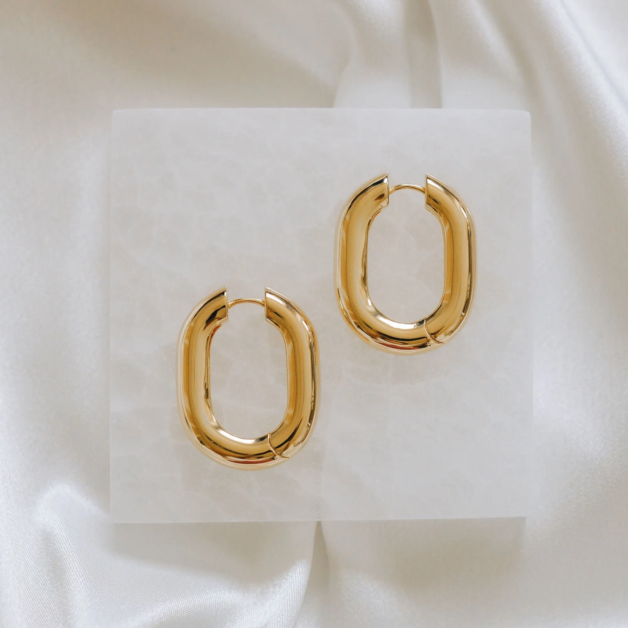 Icon Oval Hoops - Gold Grande