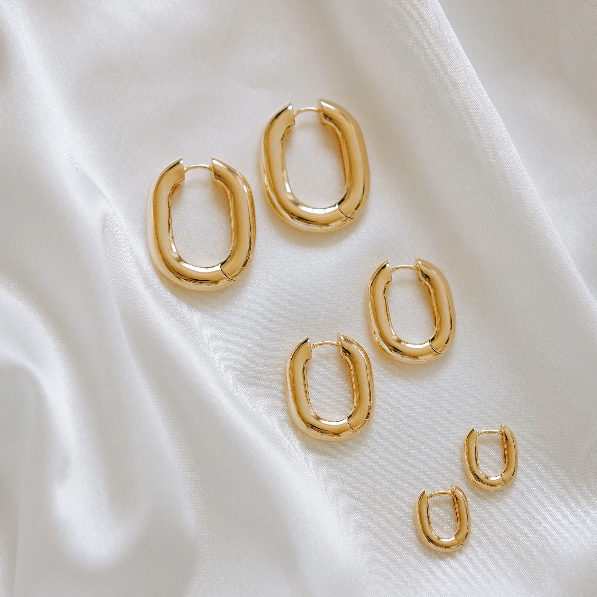 Icon Oval Hoops - Gold Grande