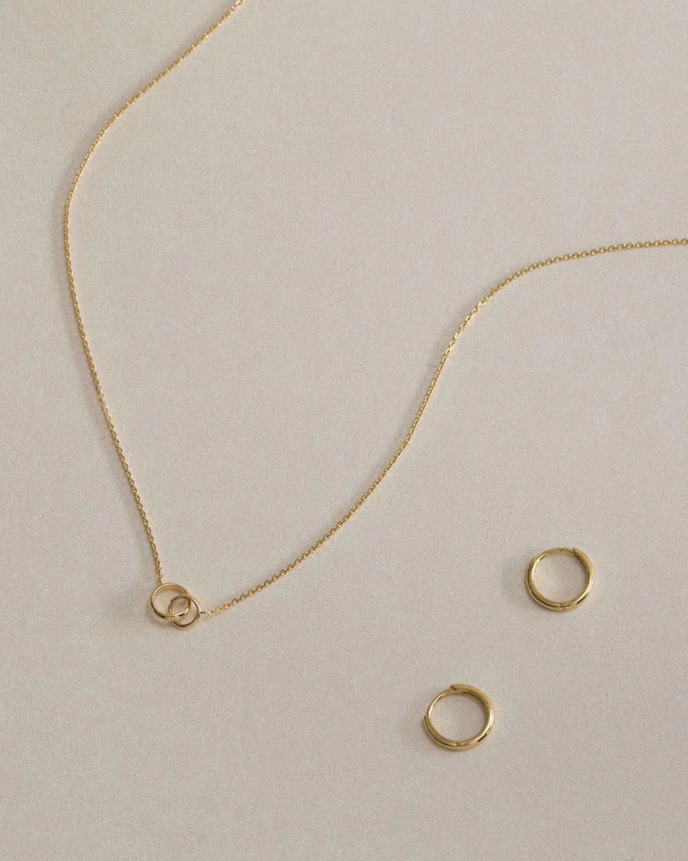 Kirstin Ash Nomada Fine Hoops 9K Gold