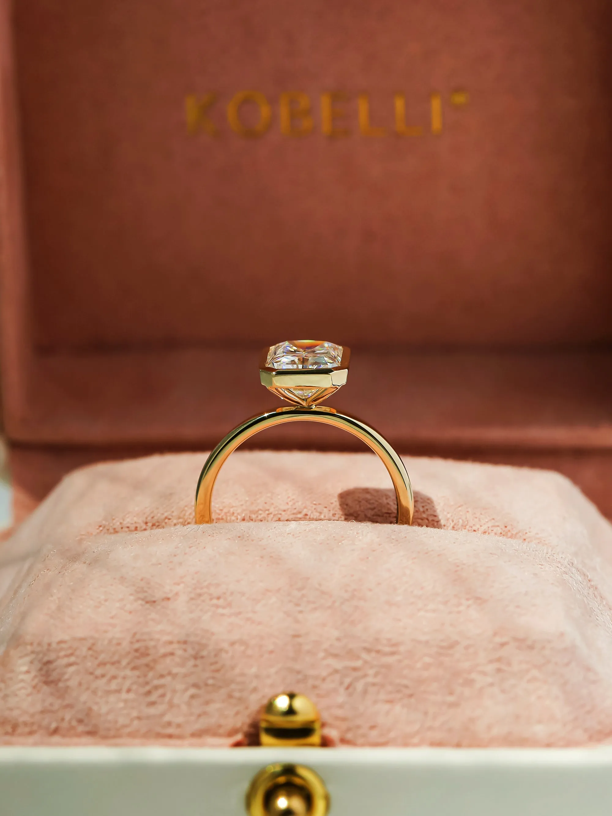 Kobelli Grown - 2.50ct Posh Radiant Ring