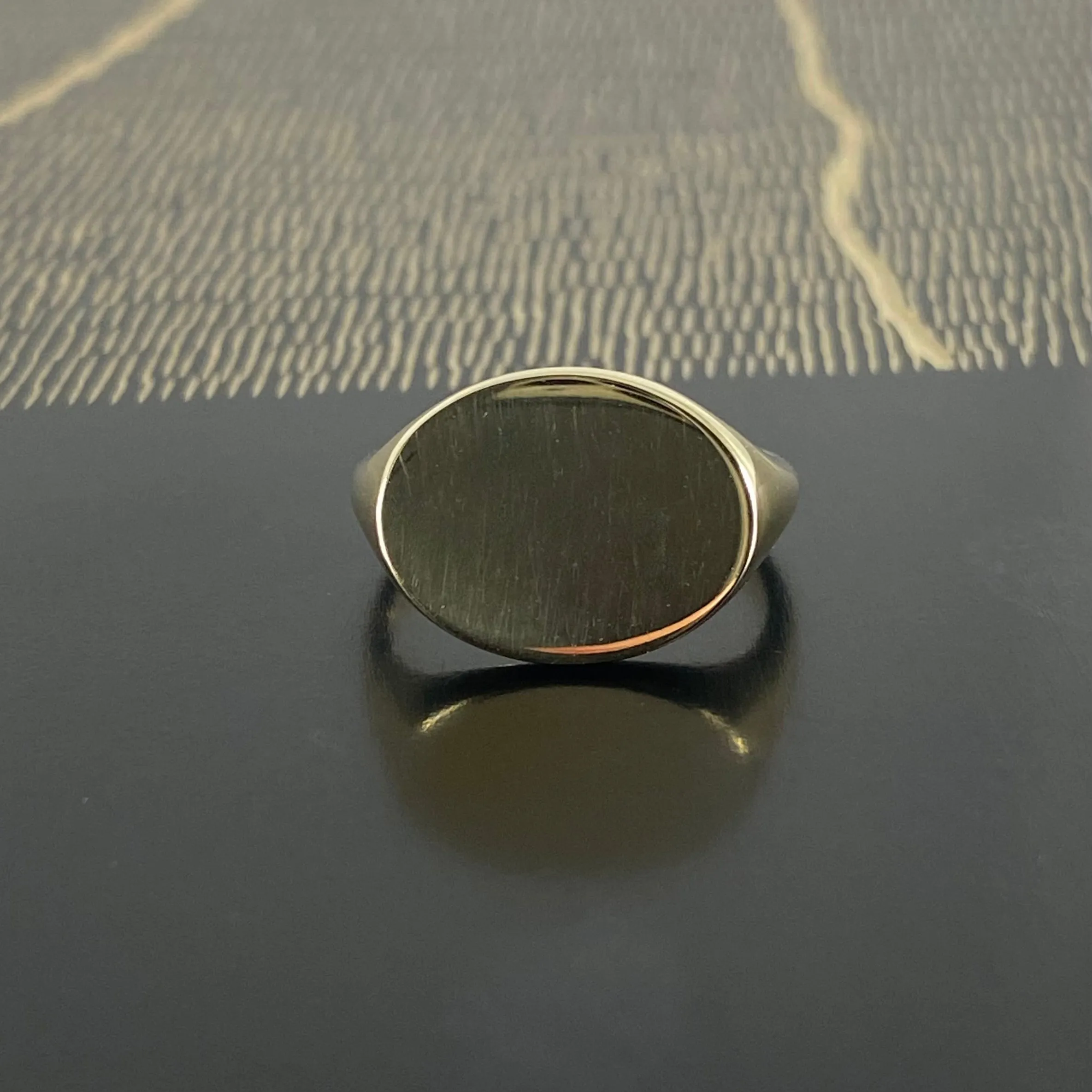 Landscape Oval 12mm x 10mm - 9 Carat Yellow Gold Signet Ring