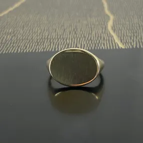 Landscape Oval 12mm x 10mm - 9 Carat Yellow Gold Signet Ring