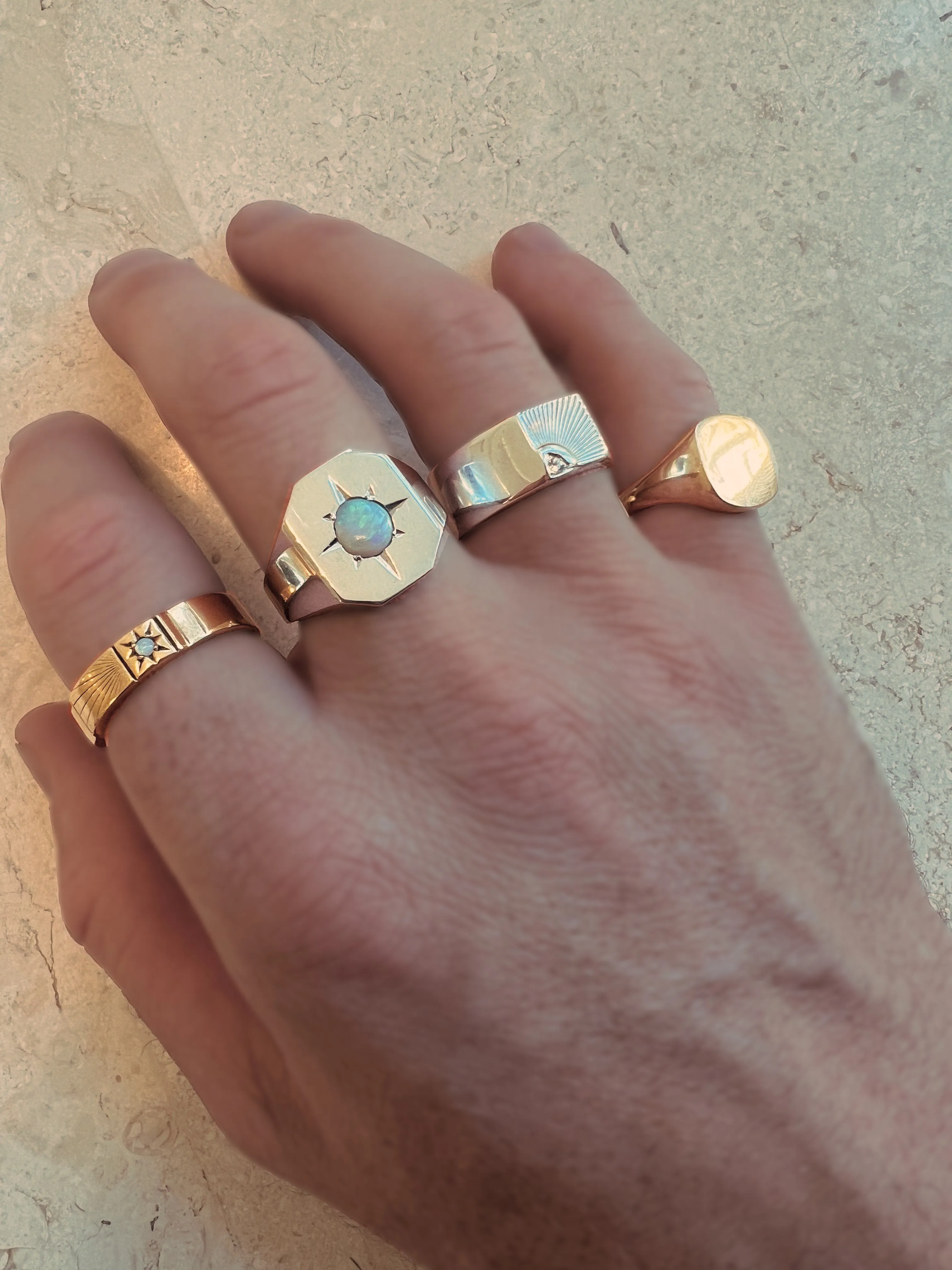 LENNON SIGNET RING - Silver
