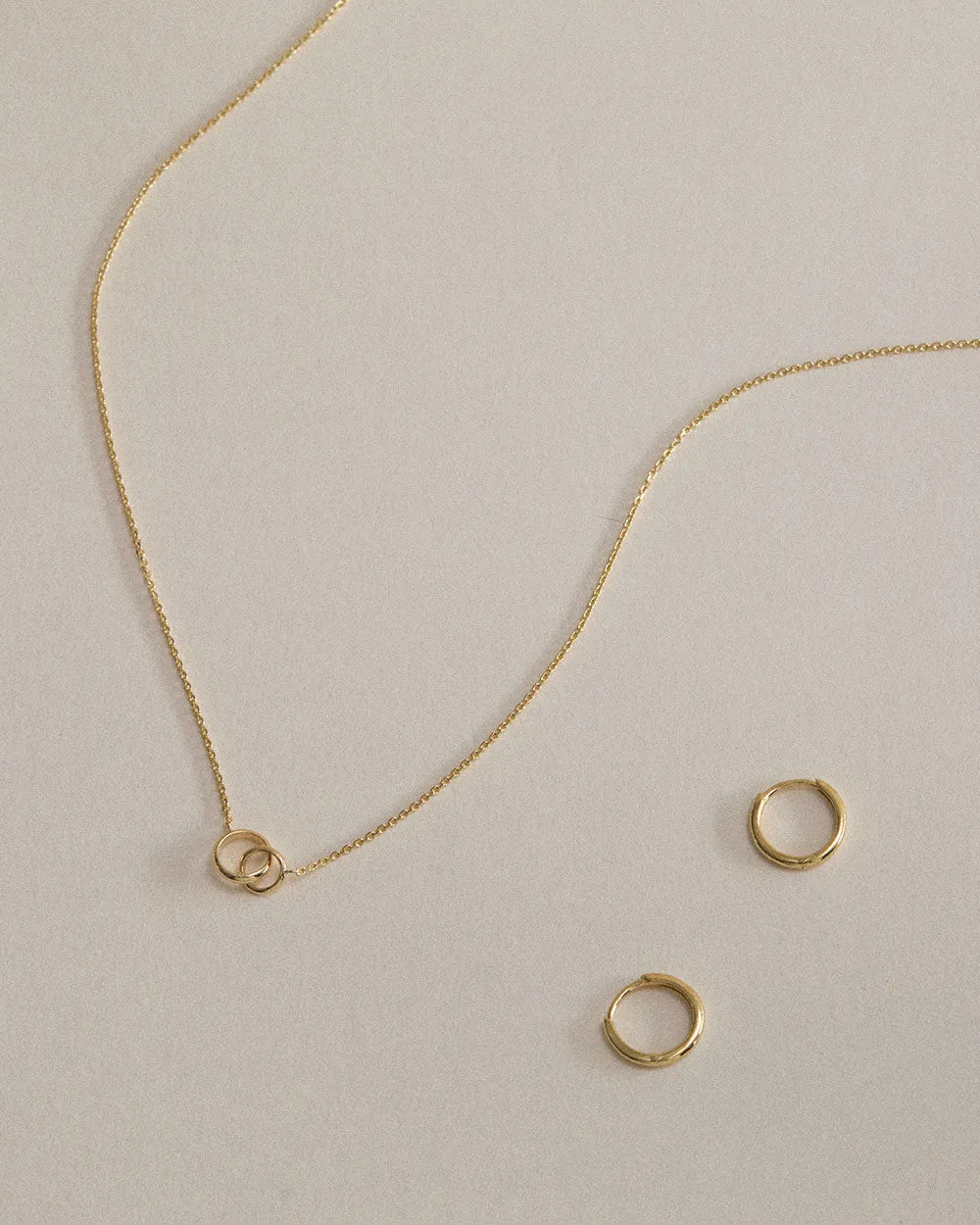 NOMADA FINE HOOPS (9K GOLD)