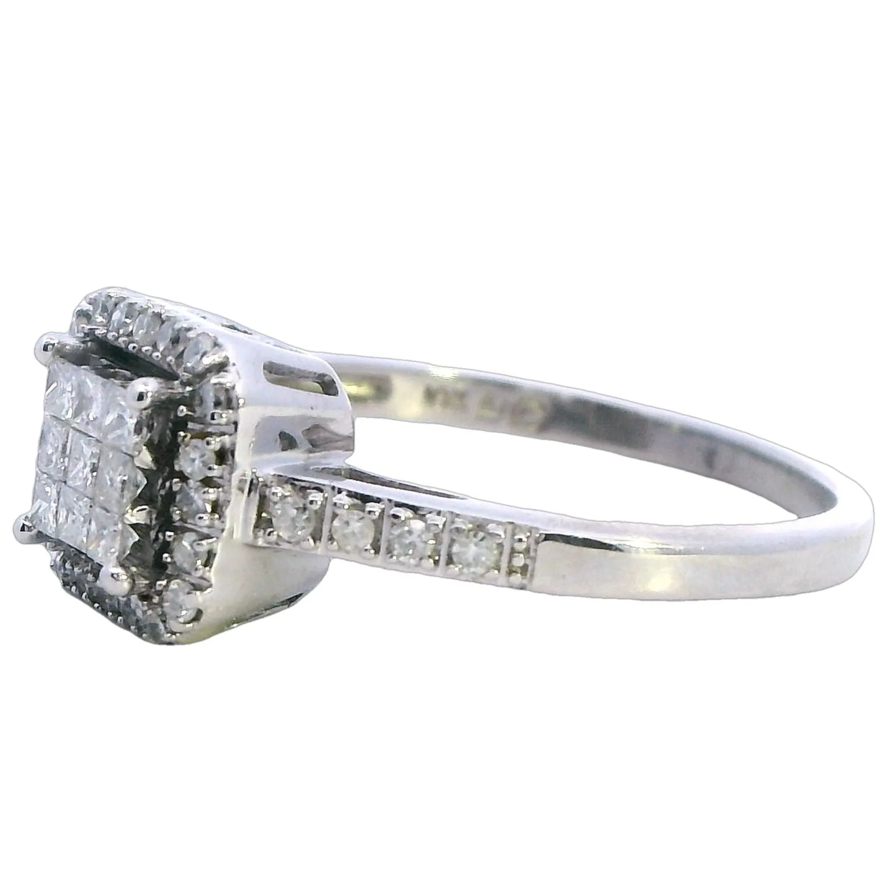 Propose with Brilliance this Valentine's: Diamond Symphony in 10K White Gold