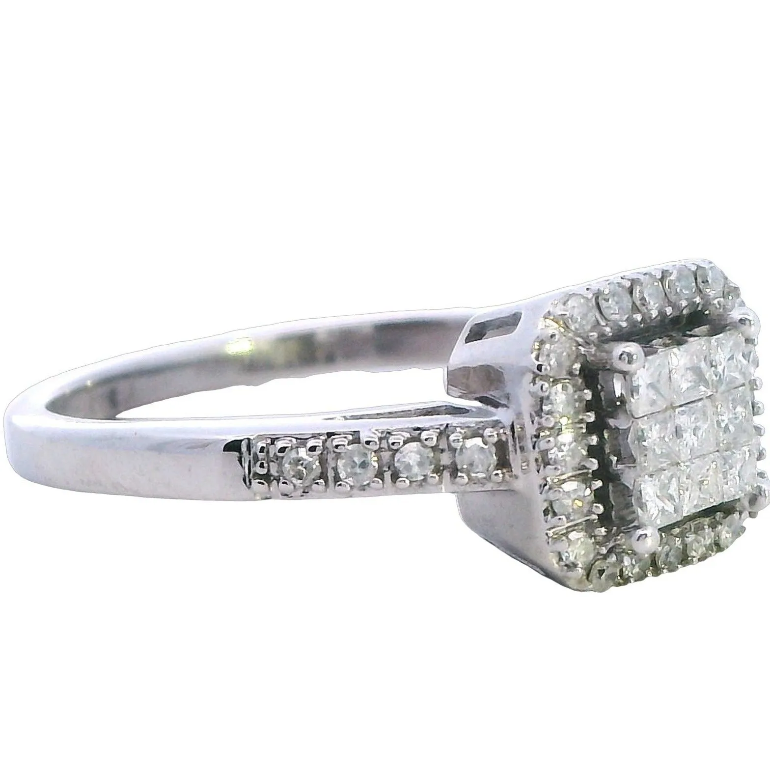 Propose with Brilliance this Valentine's: Diamond Symphony in 10K White Gold