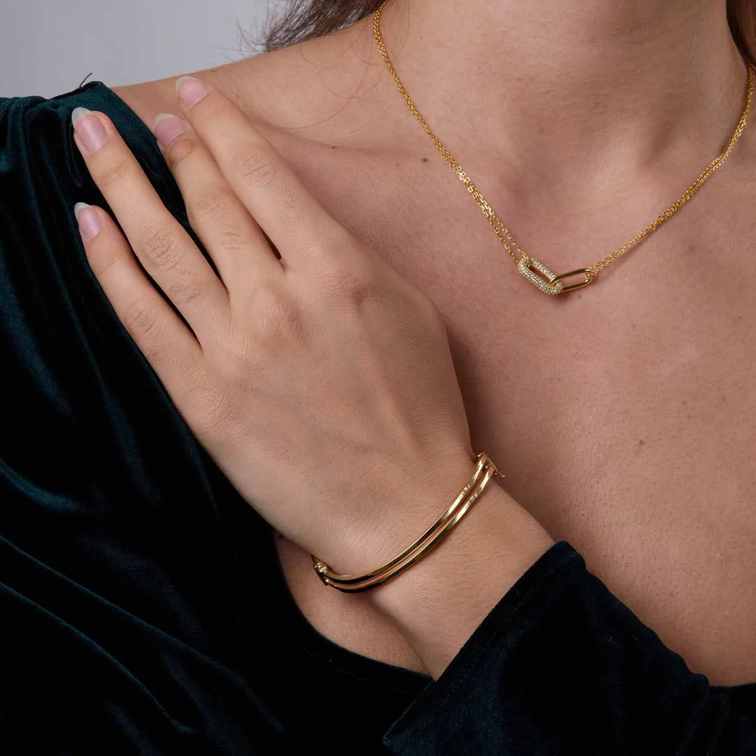 Serpentine Grace Necklace   Ouro Double Bar Bangle in 9K Gold