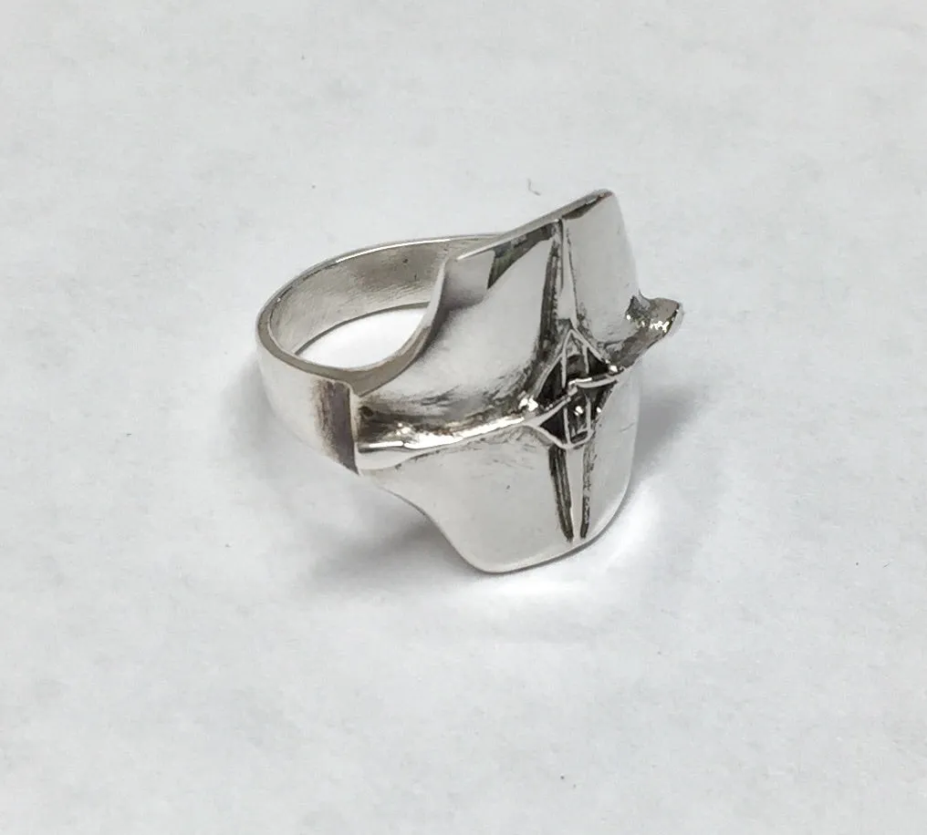 Single Rowing Shell on Signet Style Ring