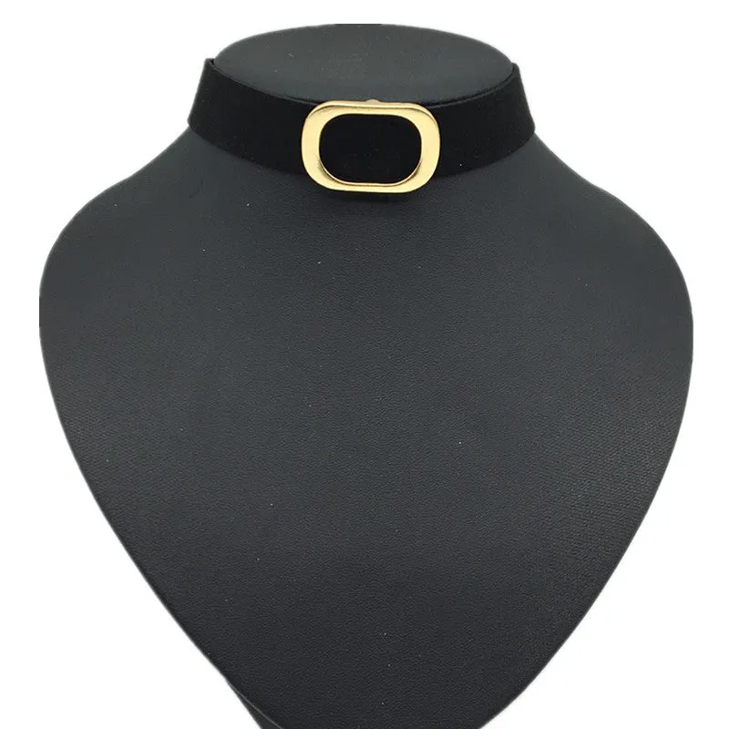 Stylish Imitation Leather Belt Buckle Choker Necklace with Star Pendant