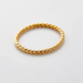 Twist Ring